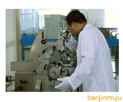 ˮ�νǲ����Ǽ��У׼