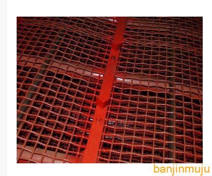 ɸ�ӿ�ɽ��е��ʯɸ��